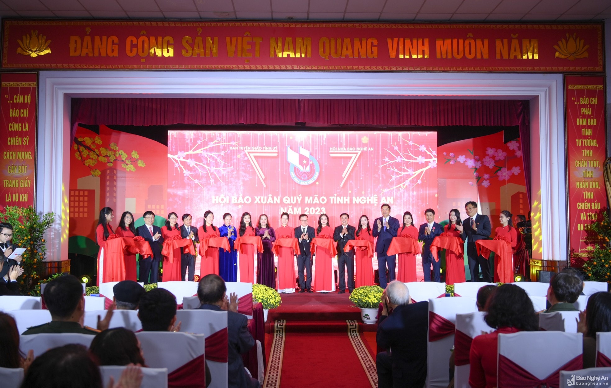 khai mac hoi bao xuan tinh nghe an nam 2023 hinh 1
