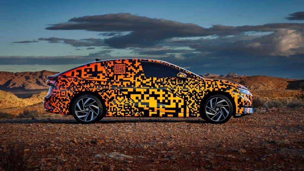 xe dien volkswagen id7 noi bat voi kha nang doi mau hinh 6