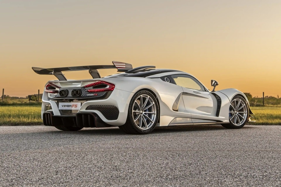 hennessey venom f5 revolution co gia hon 27 trieu usd hinh 2