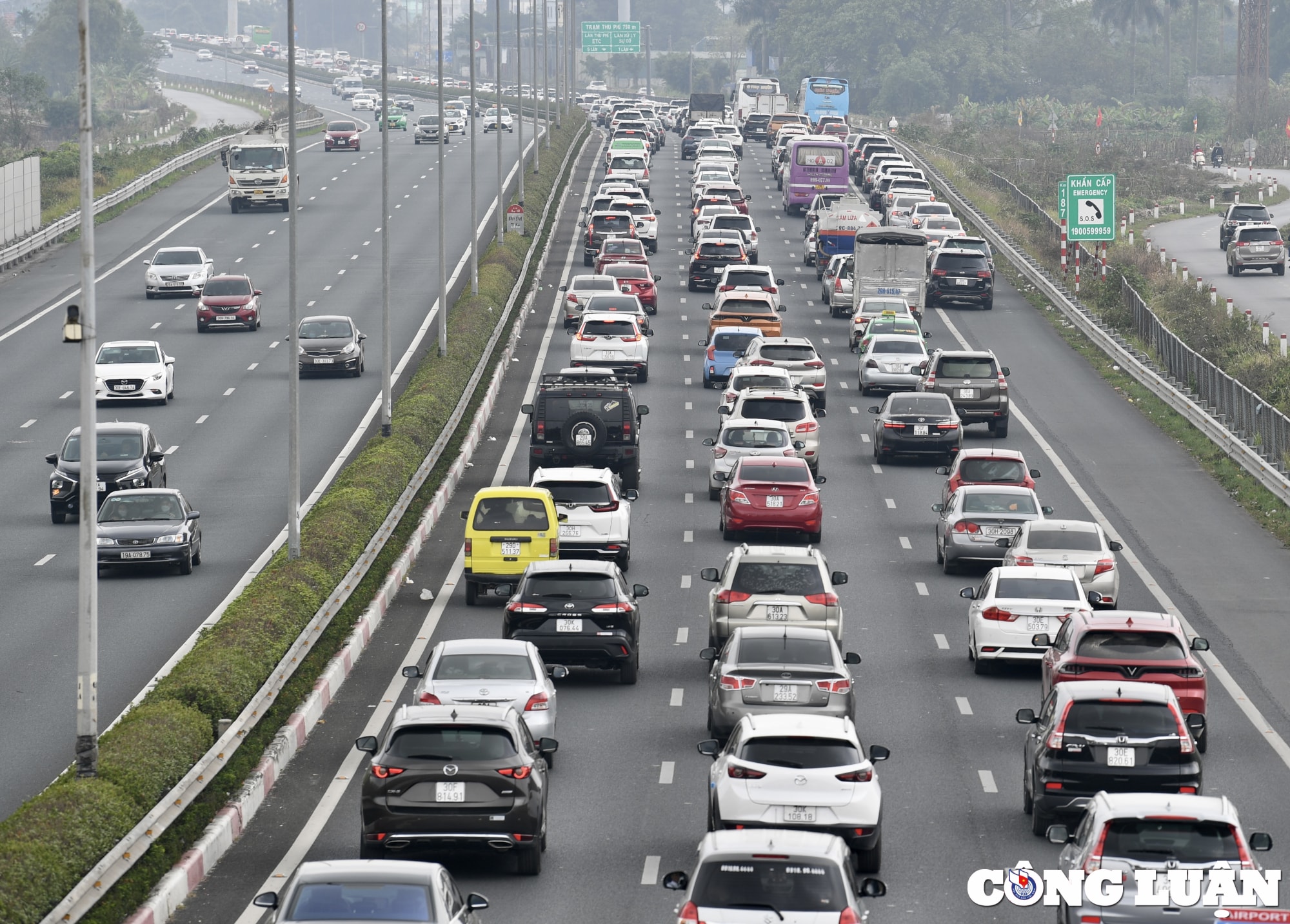 mung 2 tet tac duong cao toc phap van cau gie va vanh dai 3 tren cao hinh 7