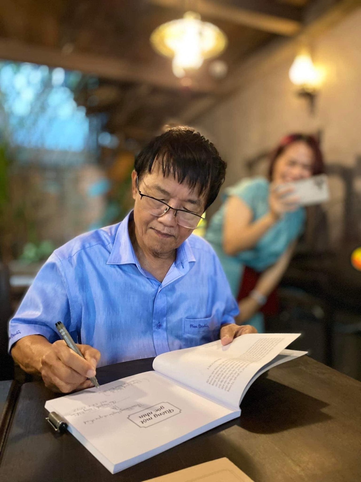 khi bao xuan la thuoc do tay nghe cua nha bao hinh 3