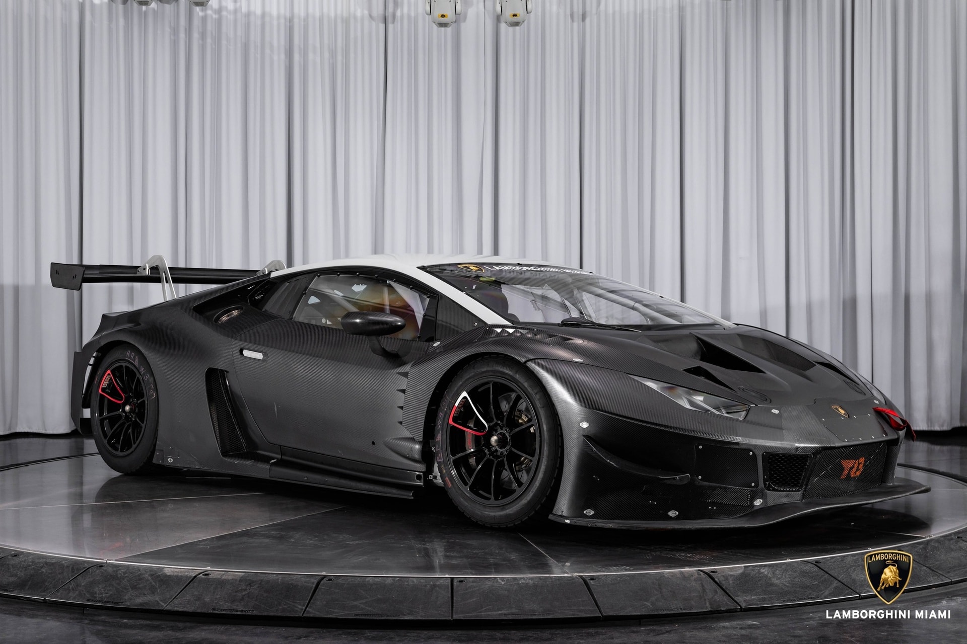 chiec lamborghini hang hiem duoc rao ban hinh 1
