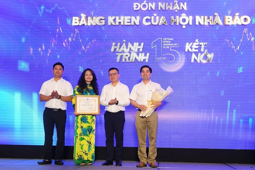 cau lac bo nha bao diem tua tinh than cua cho moi hoi vien hinh 2