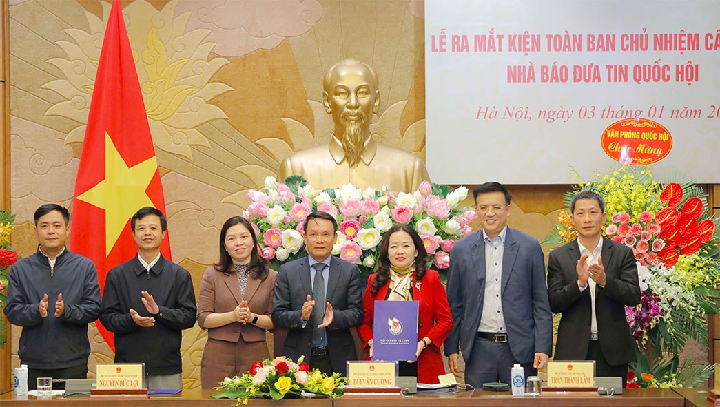cau lac bo nha bao diem tua tinh than cua cho moi hoi vien hinh 3