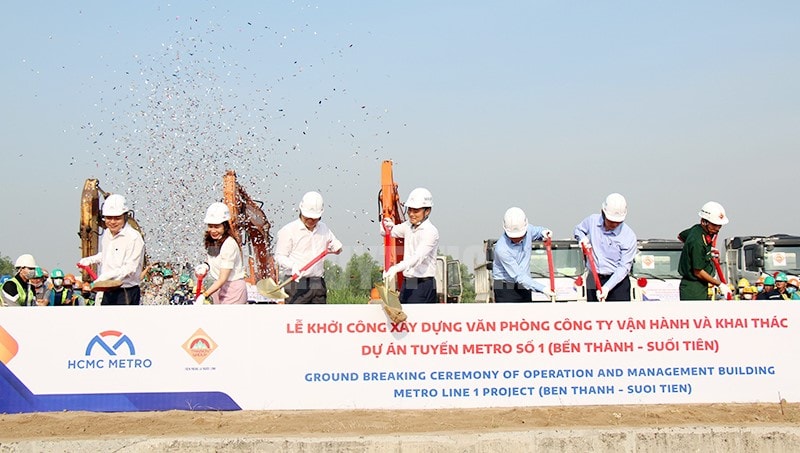 khoi cong xay dung toa nha van hanh tuyen metro so 1 hinh 1