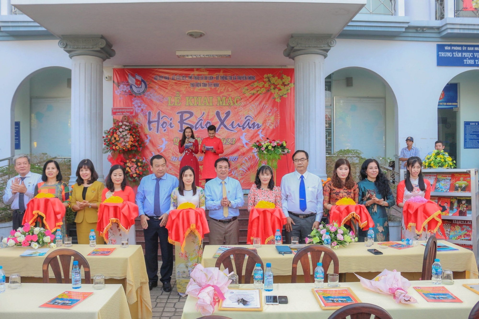 hoi nha bao tay ninh khai mac hoi bao xuan 2023 hinh 2