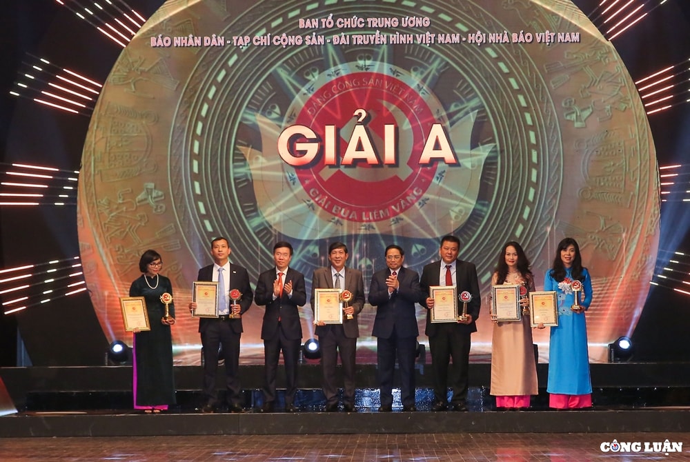 le trao giai bua liem vang se chinh thuc dien vao toi mai 3 2 hinh 1