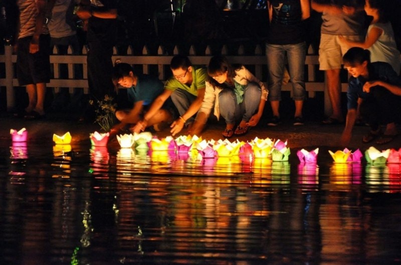 le hoi tet nguyen tieu o hoi an la di san van hoa phi vat the quoc gia hinh 2