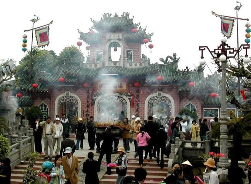le hoi tet nguyen tieu o hoi an la di san van hoa phi vat the quoc gia hinh 1