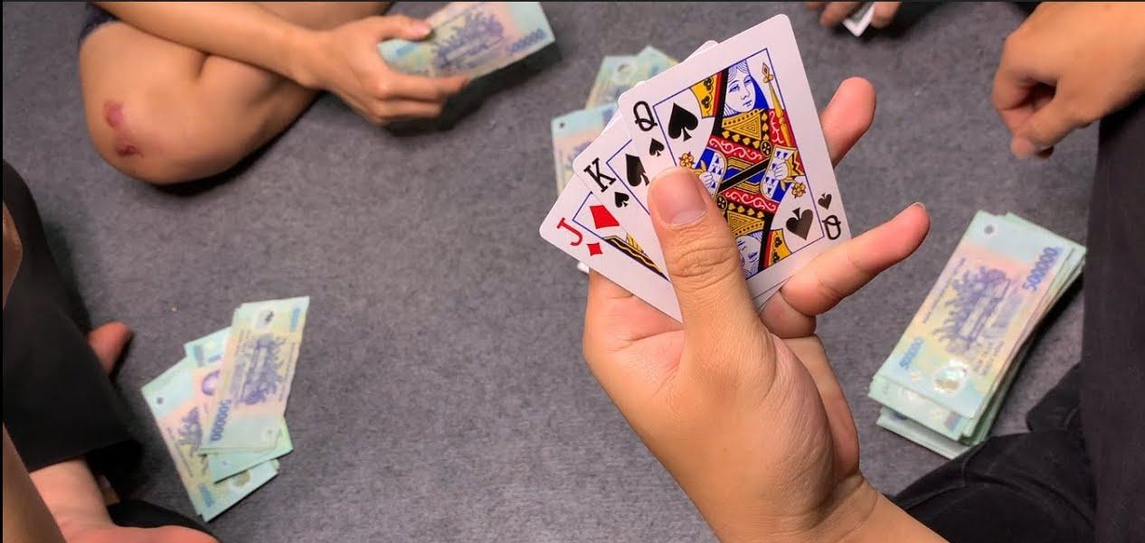 thanh hoa tam dinh chi 5 can bo chi cuc du tru nha nuoc ha trung hinh 1