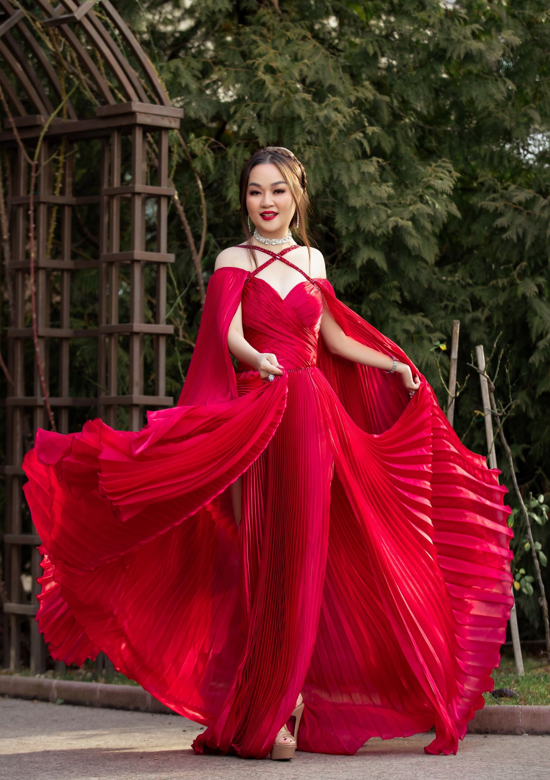 phong cach thoi trang cua hoa hau hoang thanh nga tai mrs universe 2022 hinh 3