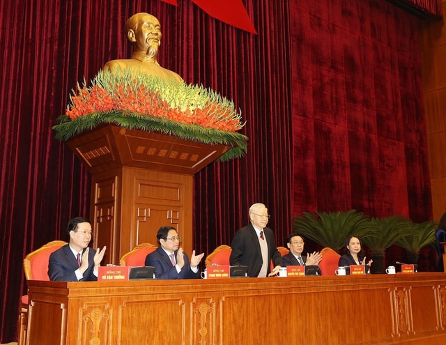 tong bi thu nguyen phu trong chu tri hoi nghi gap mat cac dong chi nguyen lanh dao dang nha nuoc hinh 1