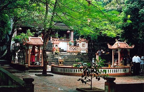den cui den ong hoang muoi chon linh thieng tim ve hinh 2