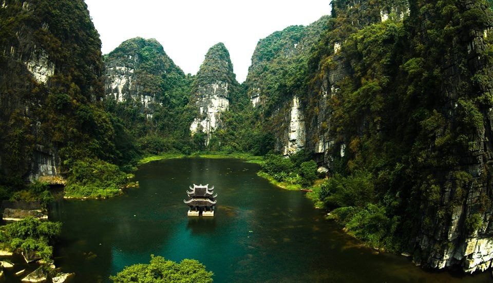 du lich ninh binh phat trien va hoat dong ngay cang hieu qua hinh 1