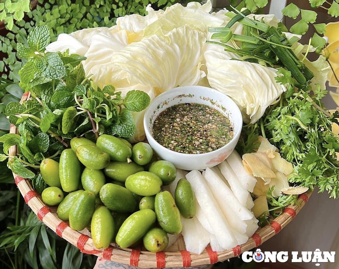 nhot xanh cham cham cheo gay sot tro lai khien hoi chi em phat cuong hinh 1