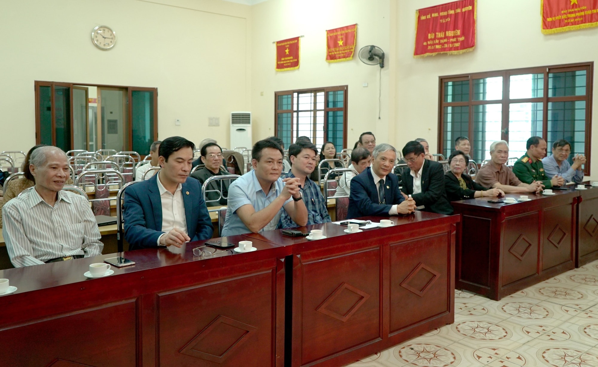 hoi nha bao thai nguyen gap mat nha bao cao tuoi nhan dip xuan quy mao 2023 hinh 1