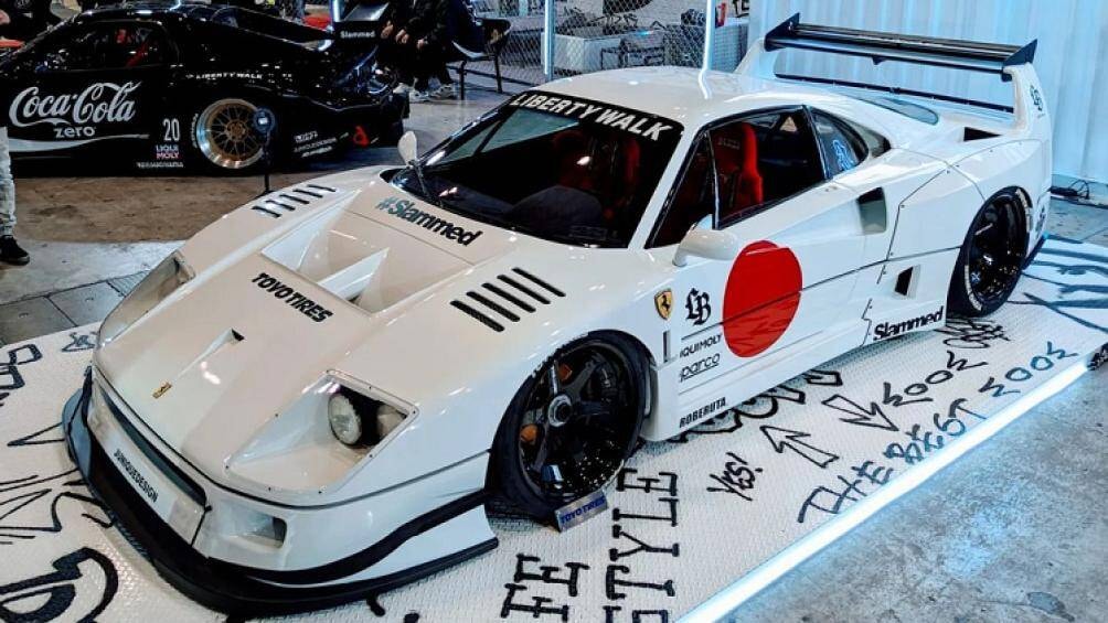 sieu xe ferrari f40 gia trieu do khoac them goi do dac biet hinh 1