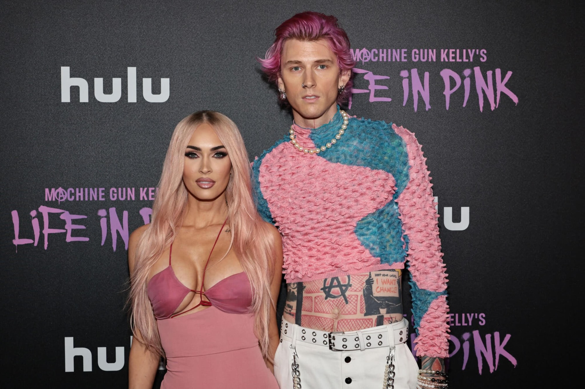 sao nu bi to ngoai tinh voi ban trai megan fox phu nhan qua dem voi mgk hinh 3