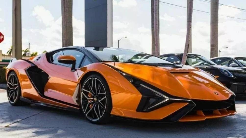 lamborghini sian duoc chao ban gia 33 trieu usd hinh 3