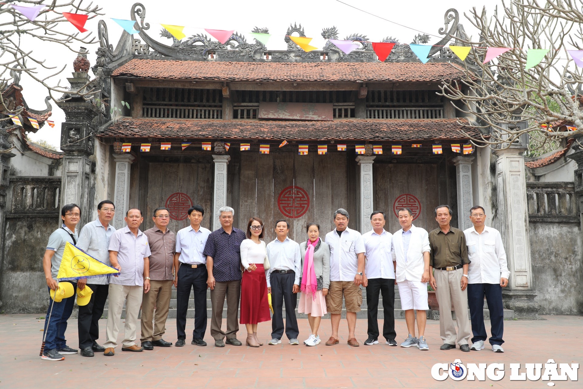chua ba danh ngoi chua hon 300 nam vang danh lich su bao son tu hinh 11