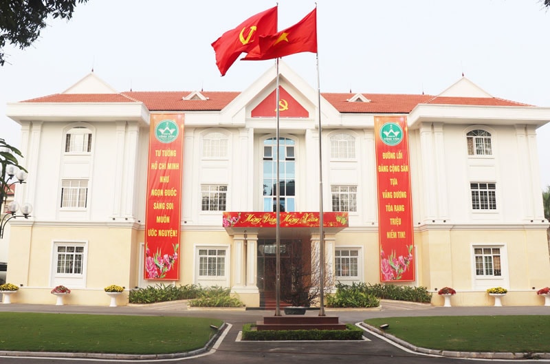 yeu cau kiem tra khi co dau hieu vi pham doi voi ban thuong vu thanh uy vinh yen va huyen uy tam dao hinh 1