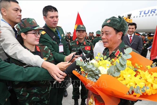 luc luong quan doi viet nam hoan thanh nhiem vu cuu ho cuu nan tai tho nhi ky ve nuoc an toan hinh 5