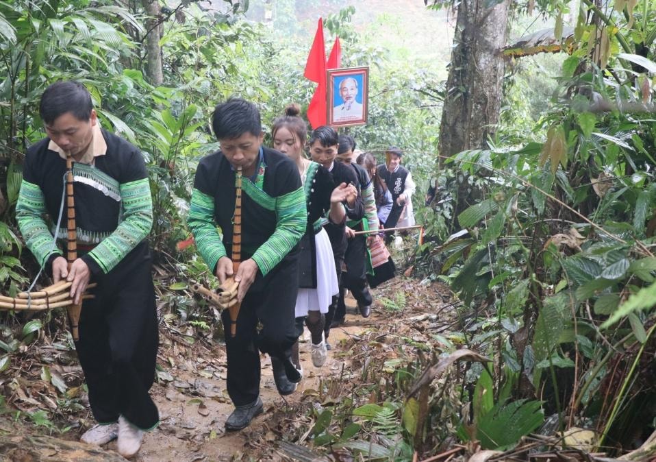 na hau van yen  yen bai net rieng trong phat trien du lich hinh 1