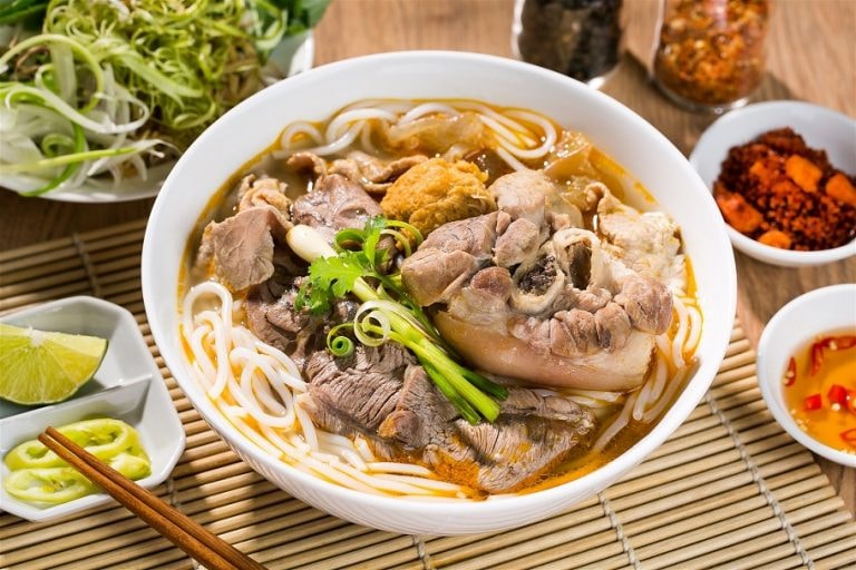 mien trung xay dung san pham du lich tu am thuc dac san dia phuong hinh 1
