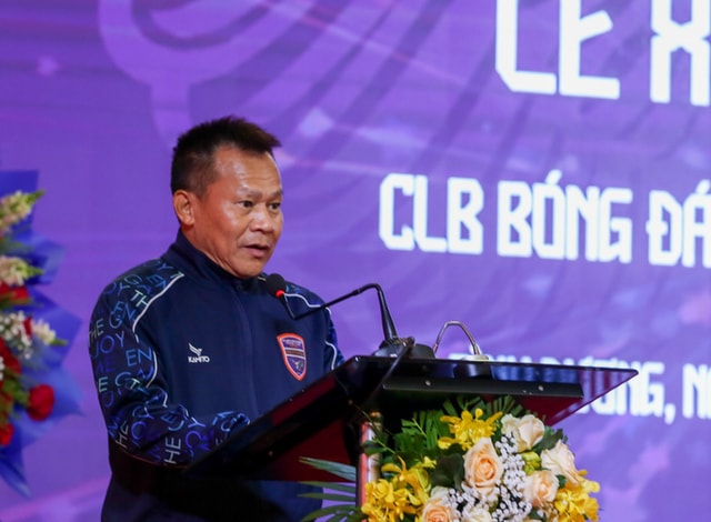 huan luyen vien lu dinh tuan tu chuc thuyen truong clb binh duong hinh 1