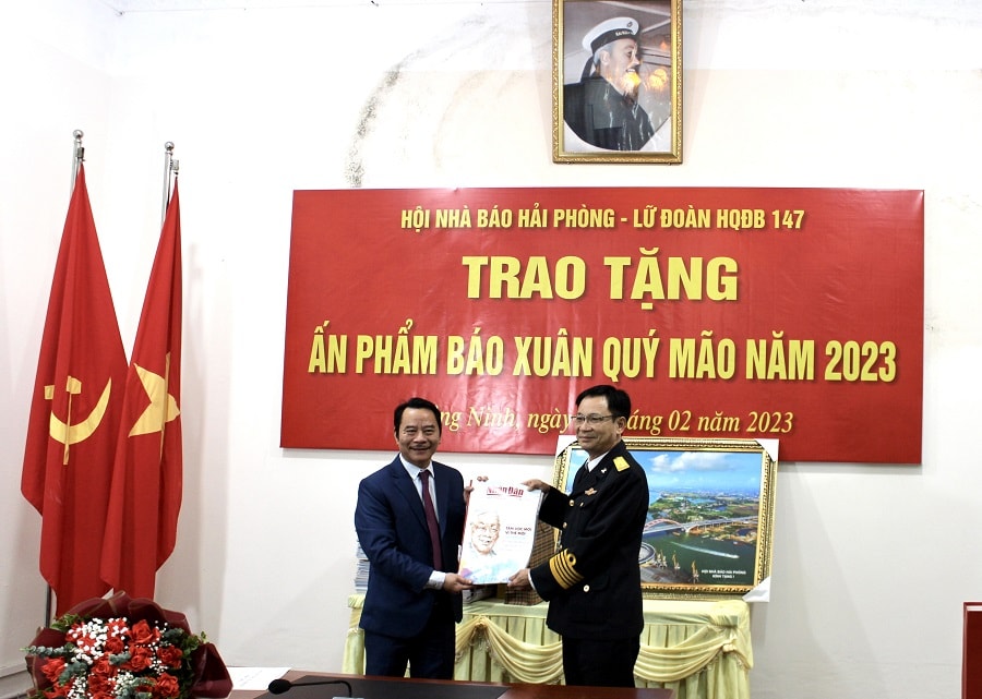 hoi nha bao thanh pho hai phong tang lu doan 147 an pham bao xuan quy mao 2023 hinh 1