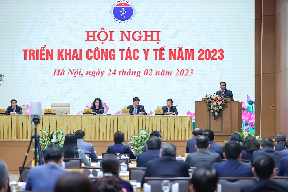 thu tuong pham minh chinh khong de tiep dien tinh trang nguoi benh phai mua thuoc ngoai benh vien hinh 1