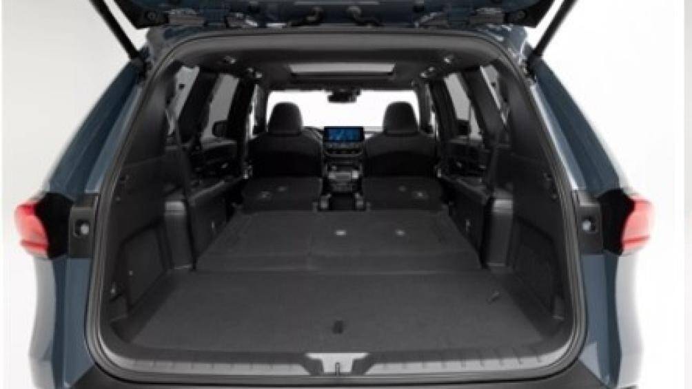 toyota grand highlander 2024 trinh lang voi thiet ke the thao hon hinh 6