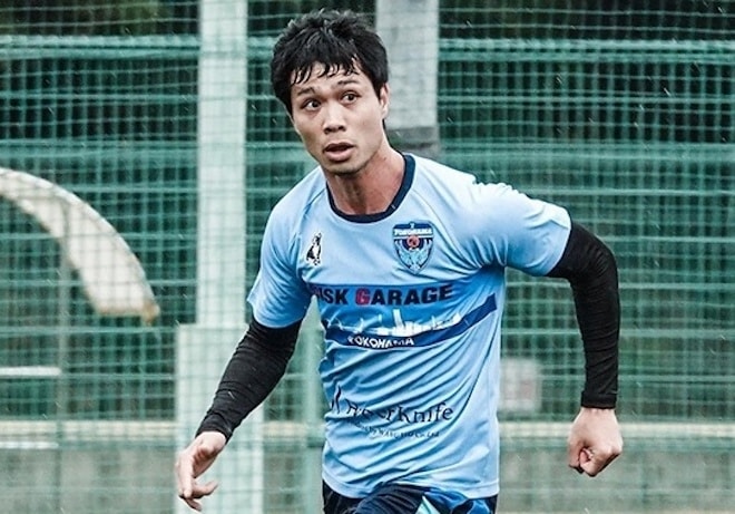 cong phuong khong co ten trong danh sach thi dau cua yokohama fc hinh 1
