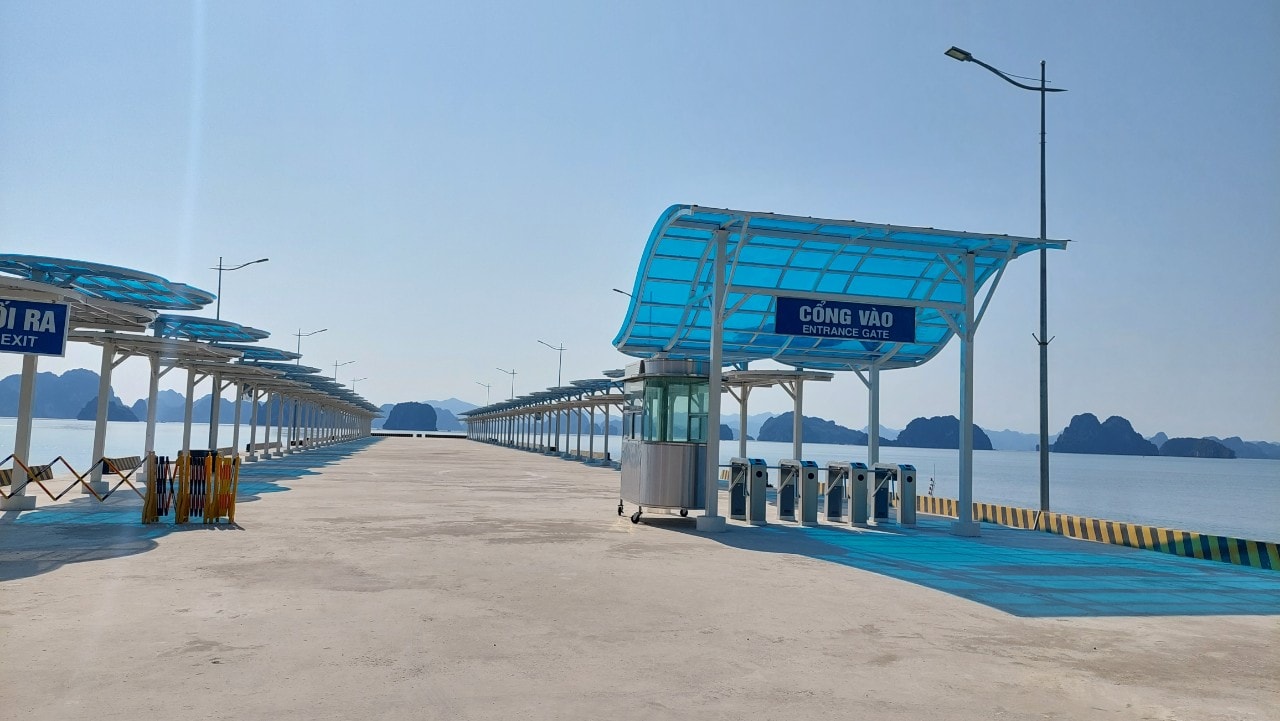 quang ninh ben cang cao cap ao tien ket noi cac xa dao vung vinh hinh 2