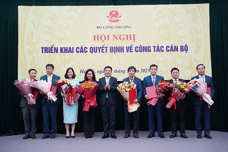 nha bao nguyen van minh duoc giao nhiem vu pho tong bien tap phu trach bao cong thuong hinh 1