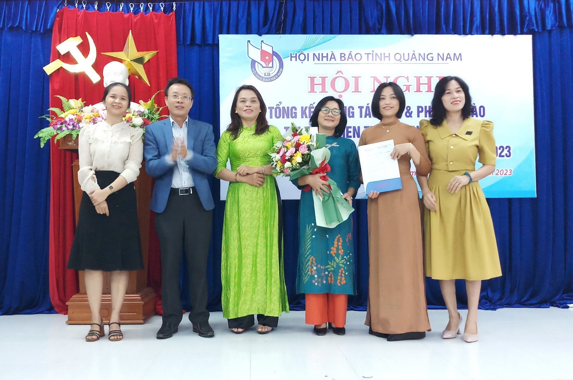 hoi nha bao tinh quang nam khen thuong nhieu hoi vien co thanh tich xuat sac hinh 2