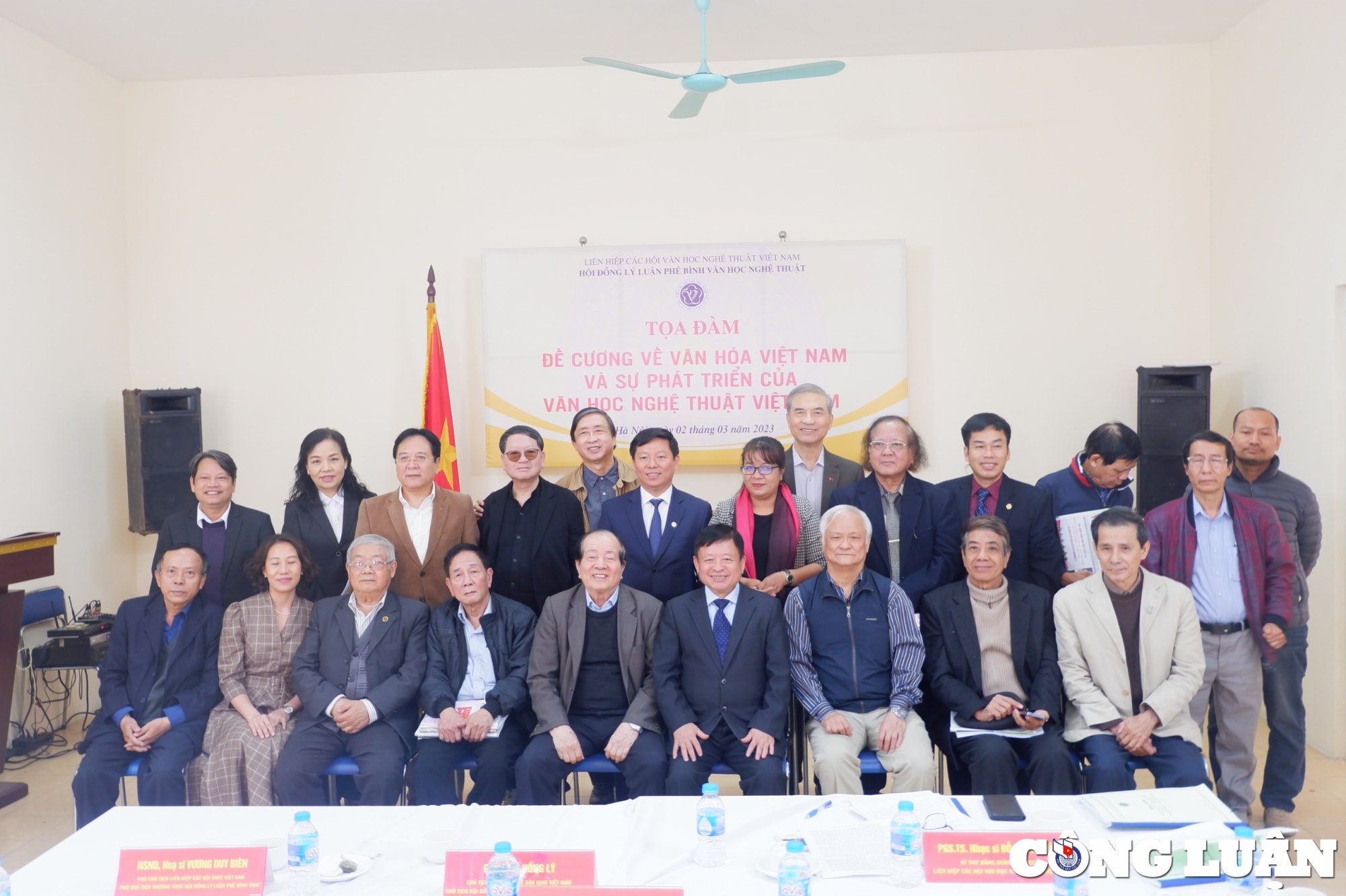 toa dam de cuong ve van hoa viet nam va su phat trien cua van hoc nghe thuat viet nam hinh 8