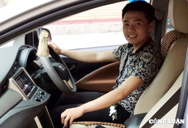 da dang dich vu cho thue tai xe lai xe dua nguoi say ve nha hinh 1