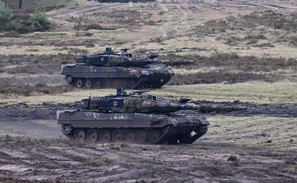 duc muon mua lai xe tang leopard 2 cua thuy si hinh 1