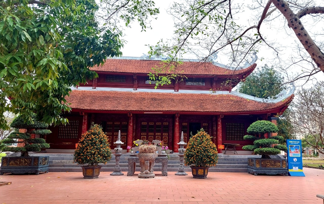 thanh pho mong cai quang ninh diem du lich tam linh khong the bo qua hinh 2