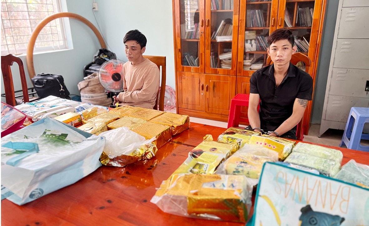 vay bat nhom doi tuong van chuyen 186 kg ma tuy tu campuchia ve viet nam tieu thu hinh 2