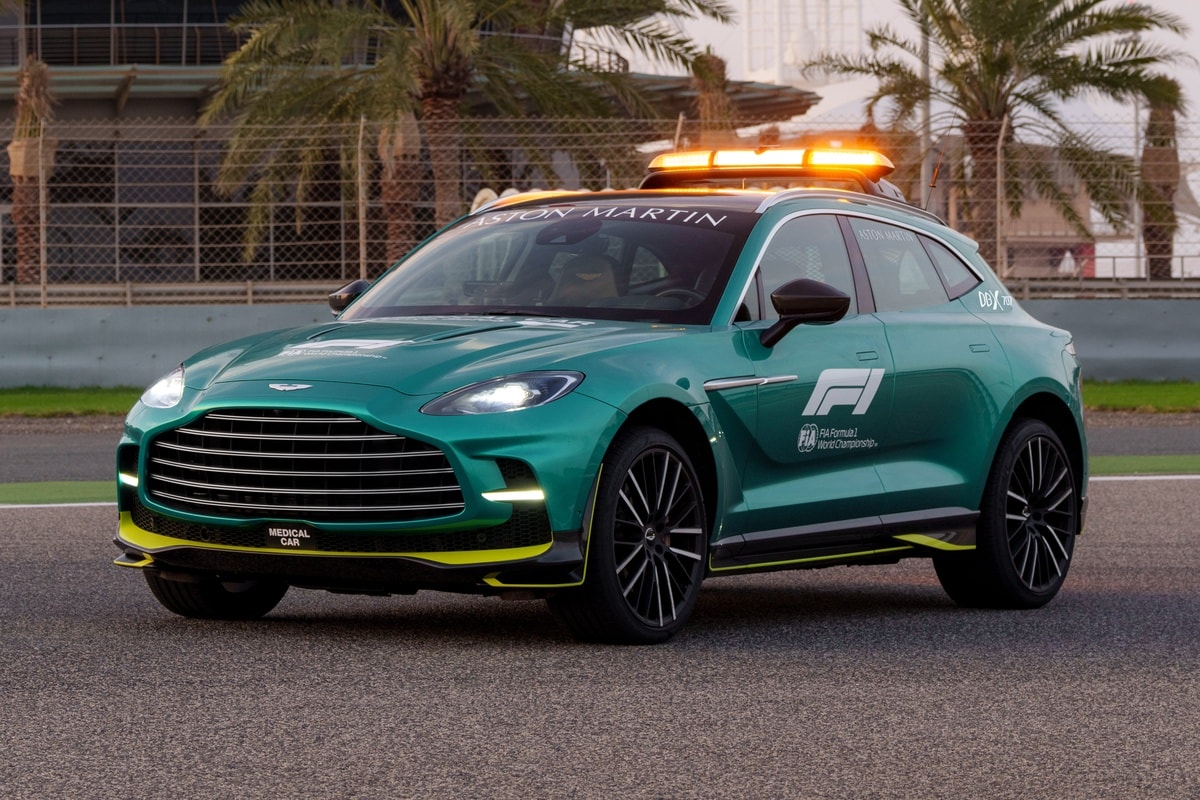 aston martin dbx707 duoc su dung lam xe y te cho giai dua f1 2023 hinh 4
