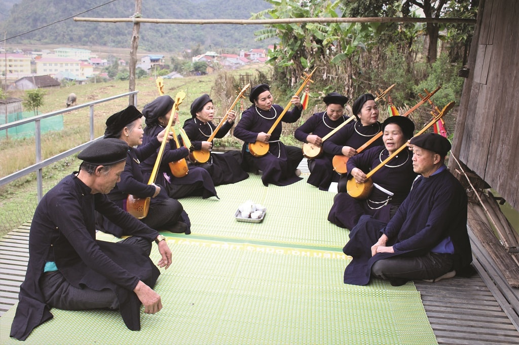 bao ton gia tri van hoa gan voi phat trien du lich o cao bang hinh 3