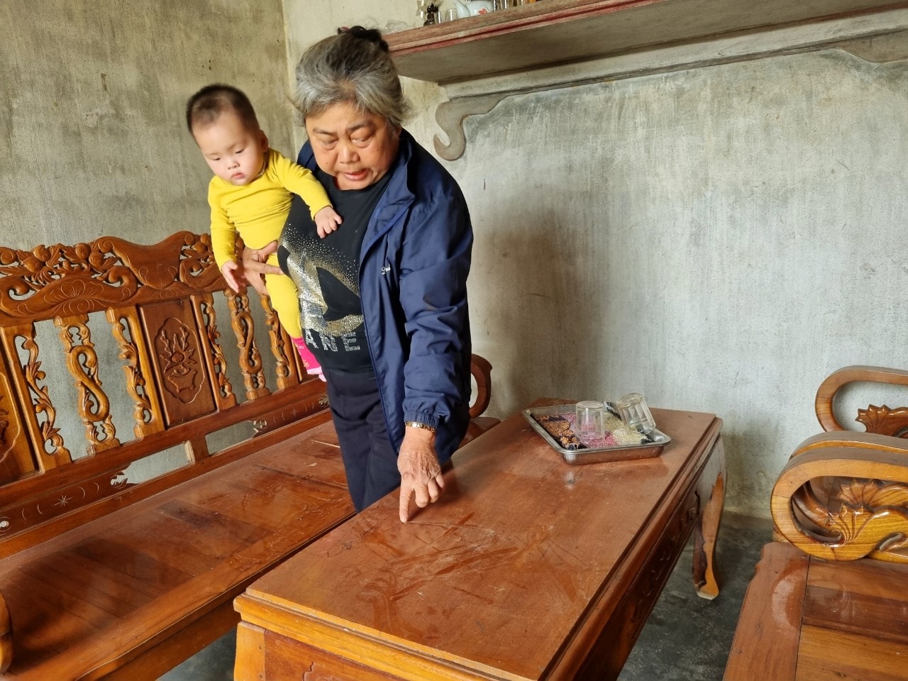 nghe an chua hoan thanh thu tuc cong ty dong thanh van ngang nhien bam nui de khai thac da hinh 1
