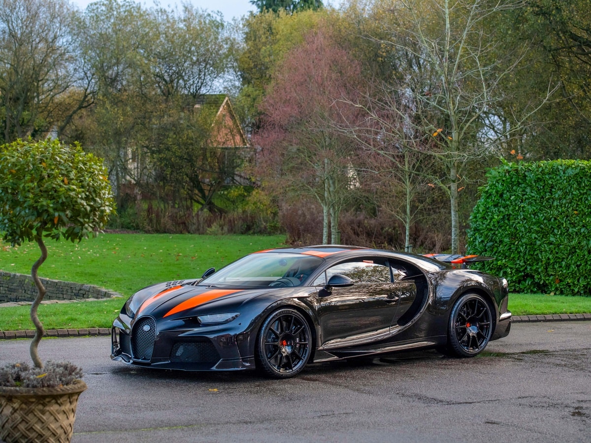 vua duoc mua voi gia hon 5 trieu usd hang hiem bugatti chiron super sport 300 tiep tuc duoc rao ban hinh 1