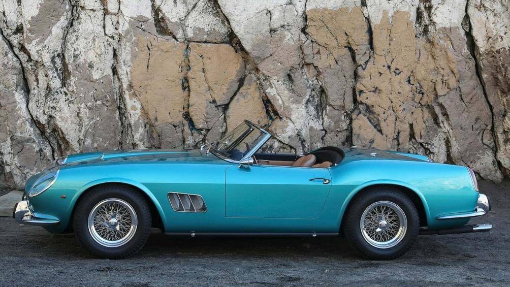 hang hiem ferrari 250 gt swb california duoc mua muc gia khung 427 ty dong hinh 4