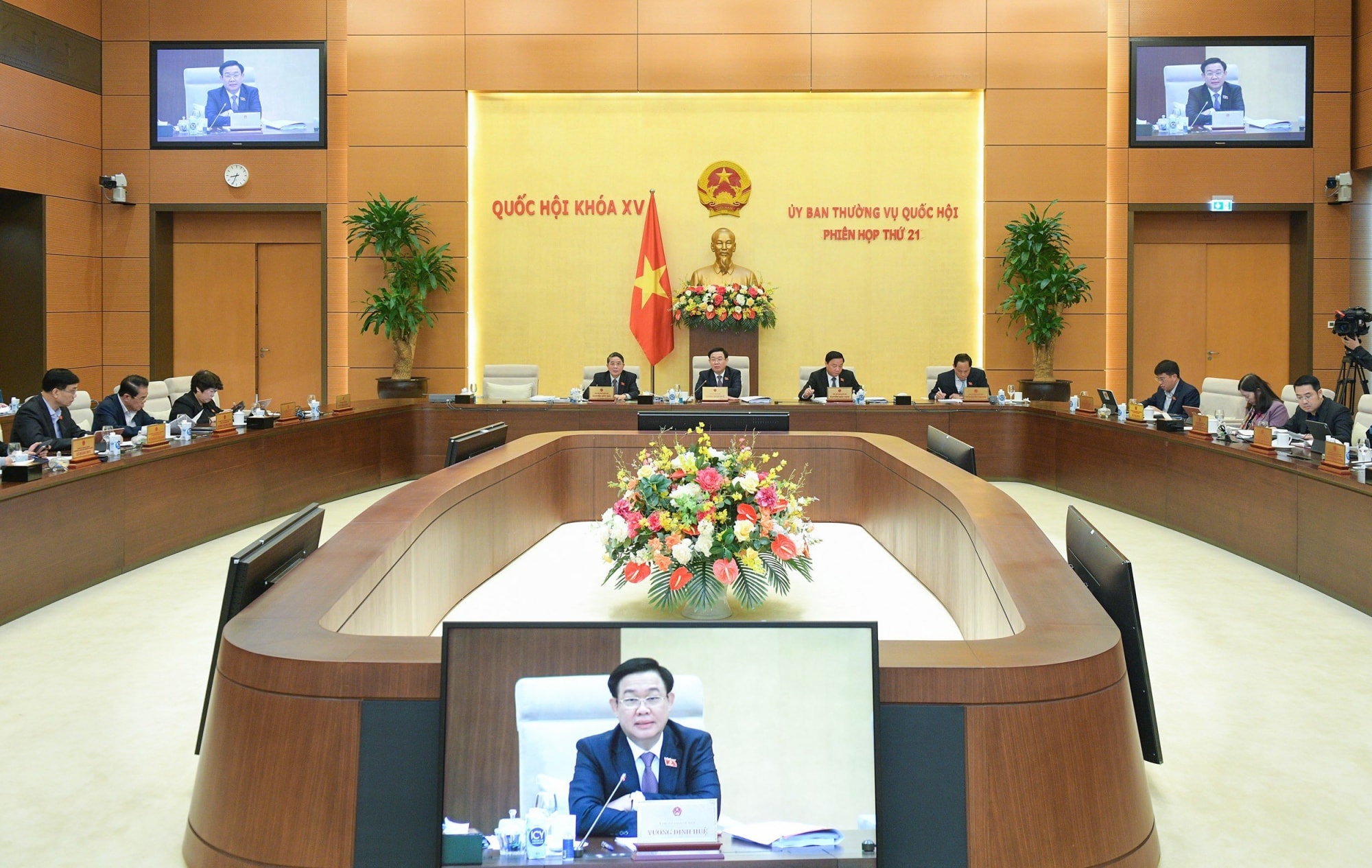 nen quy dinh hai loai gia tham chieu trong du an luat gia sua doi hinh 3