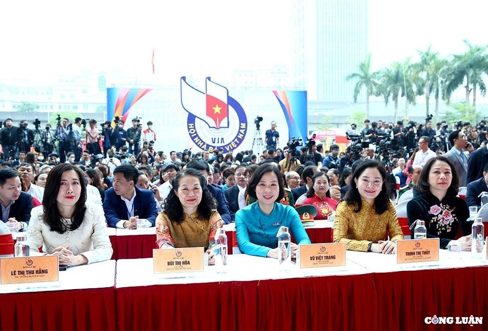 lanh dao dang nha nuoc du le khai mac hoi bao toan quoc 2023 hinh 5