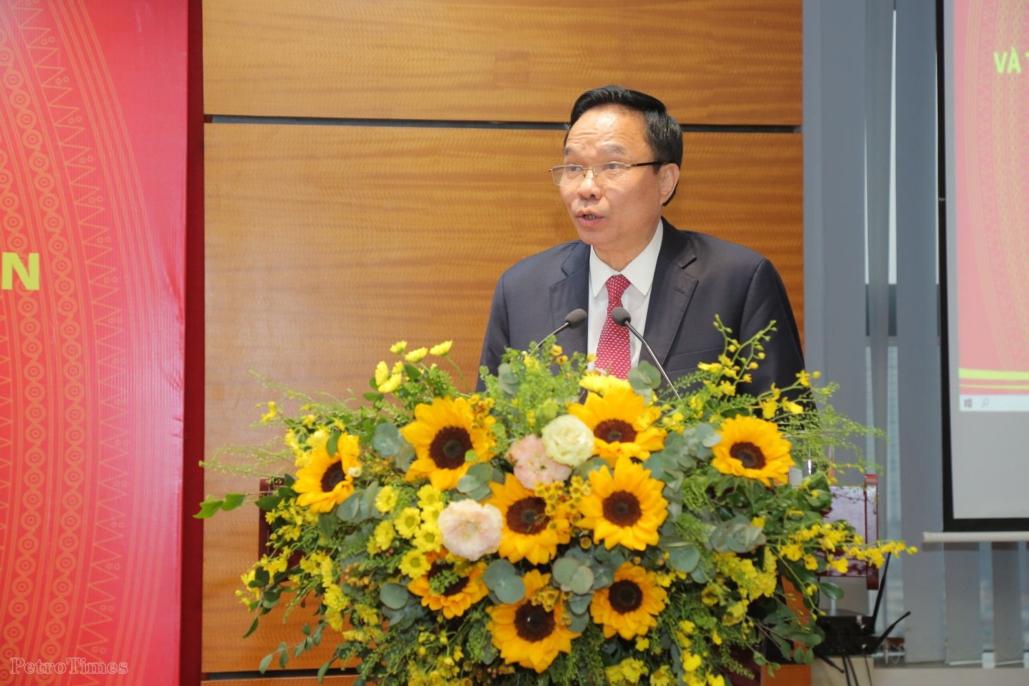 tang cuong su lanh dao cua cac cap uy dang ve xay dung va thuc hien van hoa doanh nghiep hinh 6