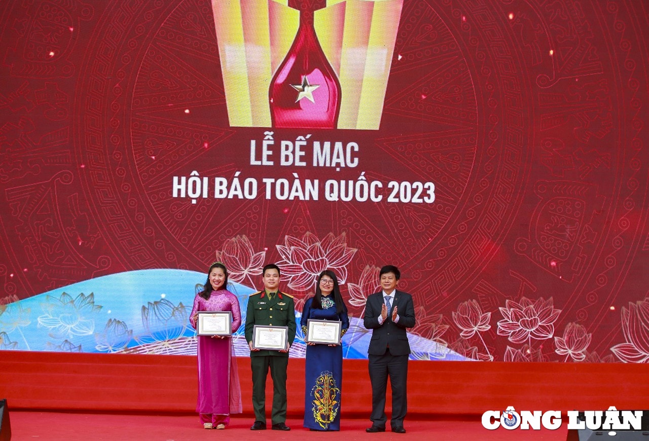 bao nha bao cong luan dat giai b giai giao dien dien tu an tuong tai hoi bao toan quoc 2023 hinh 11